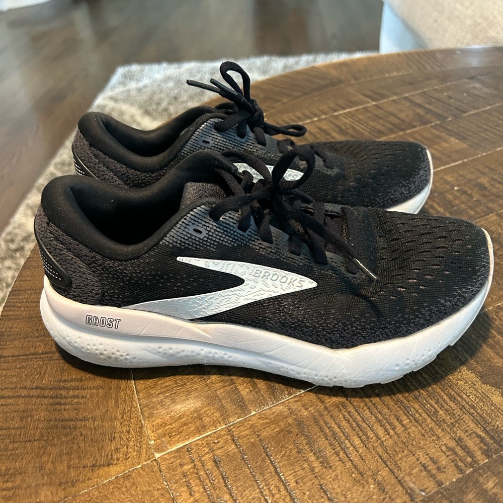 Brooks Ghost 16 Black White Pink Women's Running Shoe - Picture 4 of 9